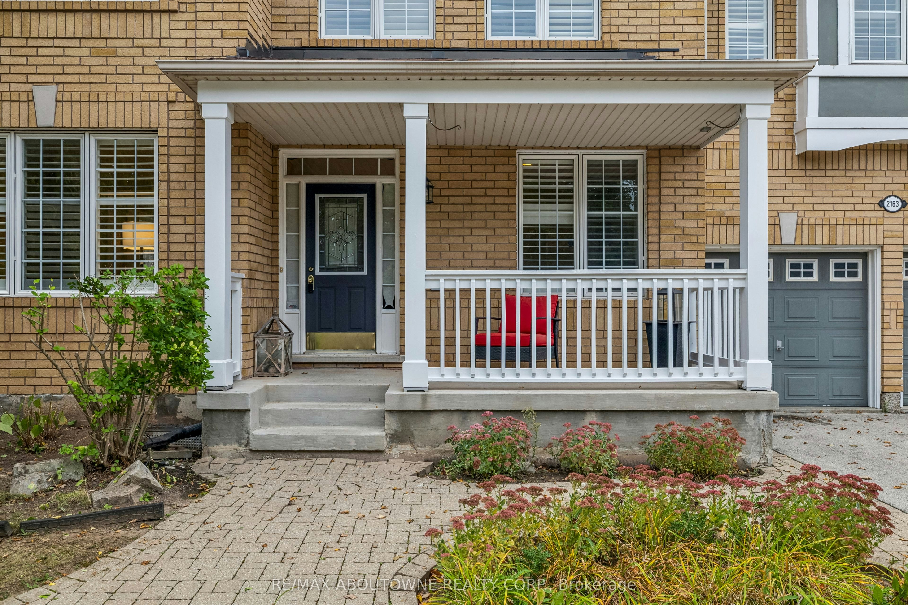 2163 Blackforest Crescent, Oakville, ON, L6M 4T7 - 3