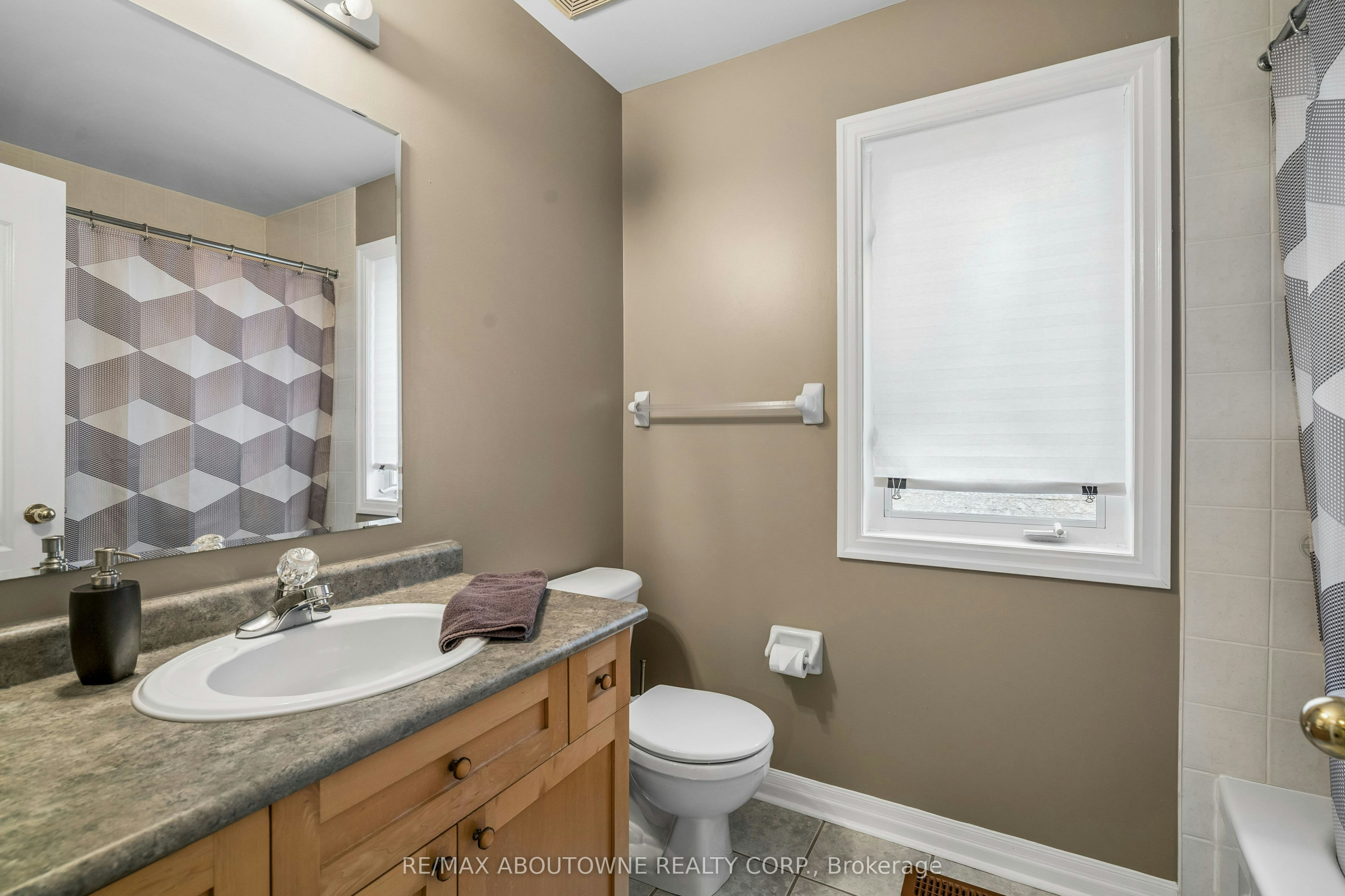 2163 Blackforest Crescent, Oakville, ON, L6M 4T7 - 40