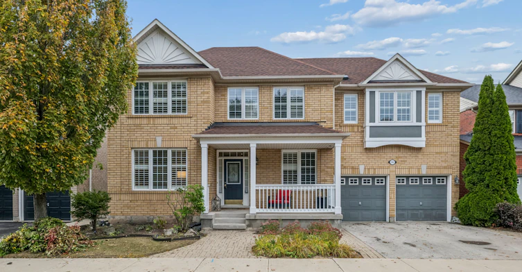 2163 Blackforest Crescent, Oakville, ON, L6M 4T7