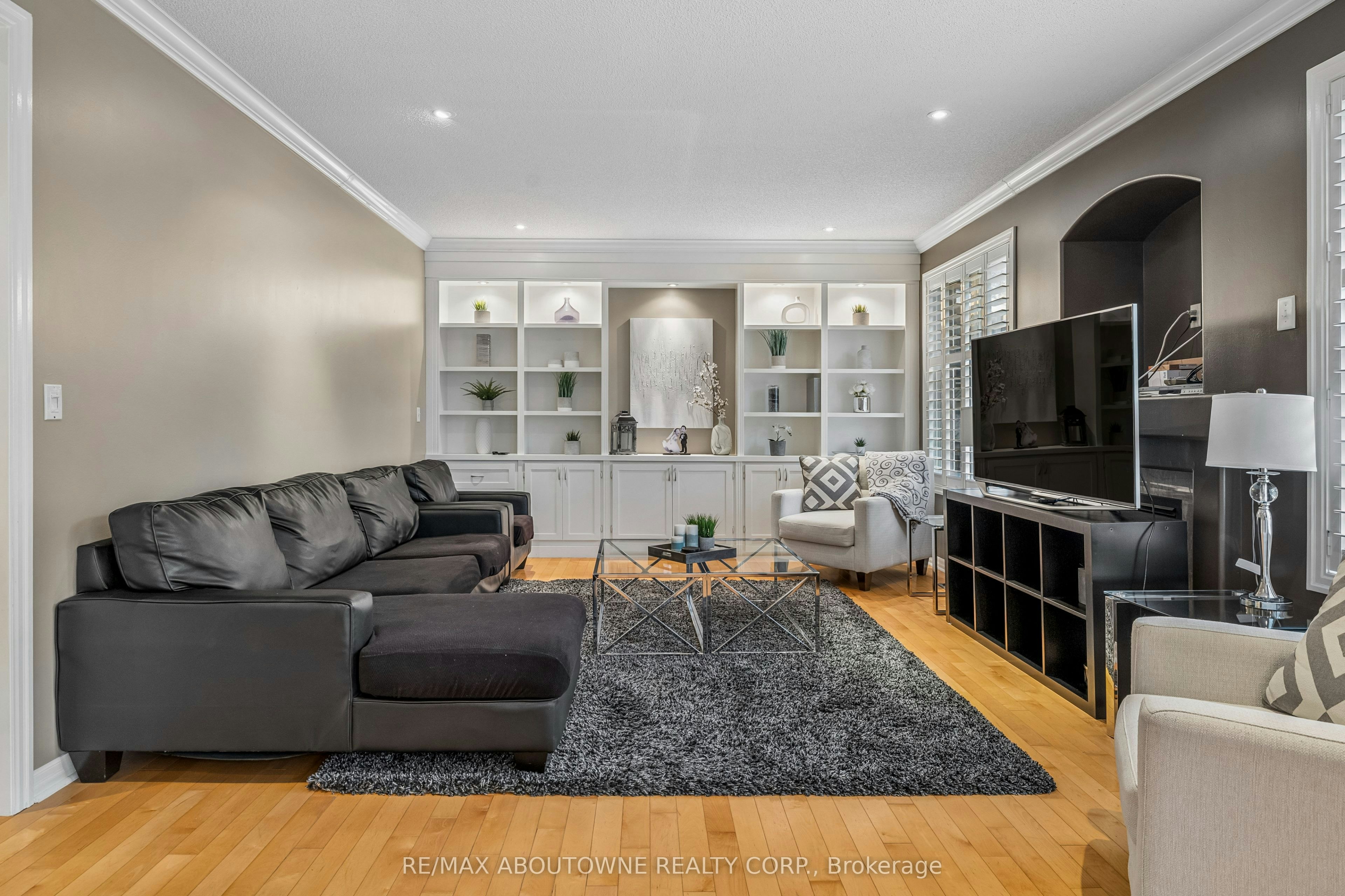 2163 Blackforest Crescent, Oakville, ON, L6M 4T7 - 13