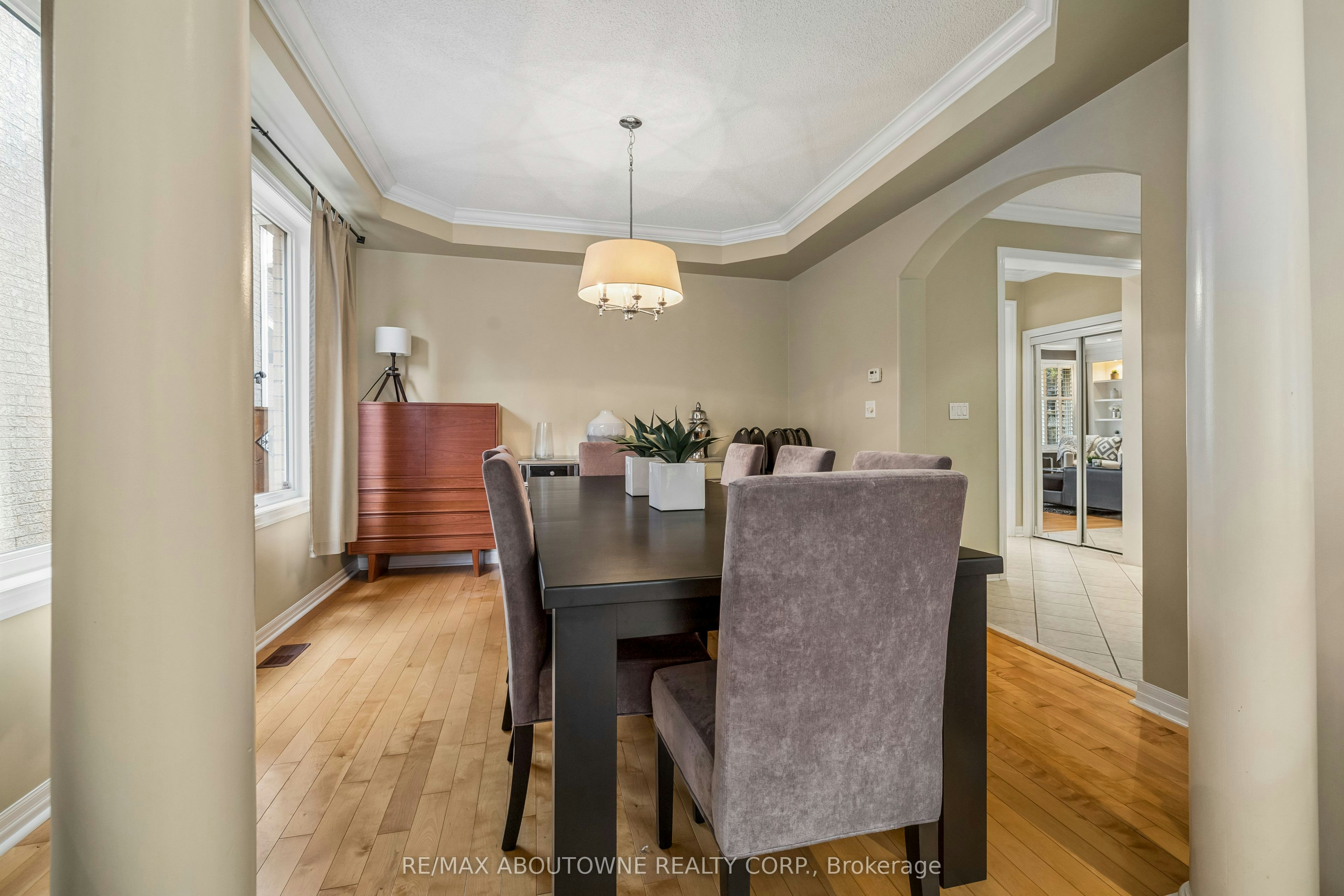 2163 Blackforest Crescent, Oakville, ON, L6M 4T7 - 8