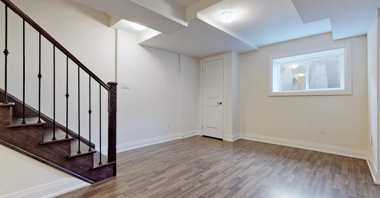 Ground-45 Creekbank Road, Toronto, ON, M6L 1C7 - 14