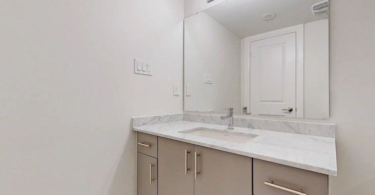 Ground-45 Creekbank Road, Toronto, ON, M6L 1C7 - 19