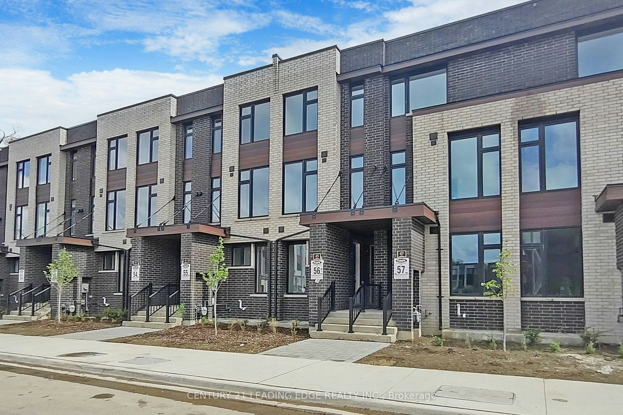 Ground-45 Creekbank Road, Toronto, ON, M6L 1C7 - 3