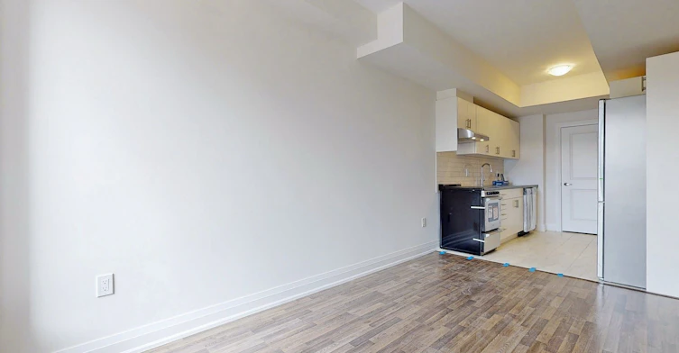 Ground-45 Creekbank Road, Toronto, ON, M6L 1C7 - 6