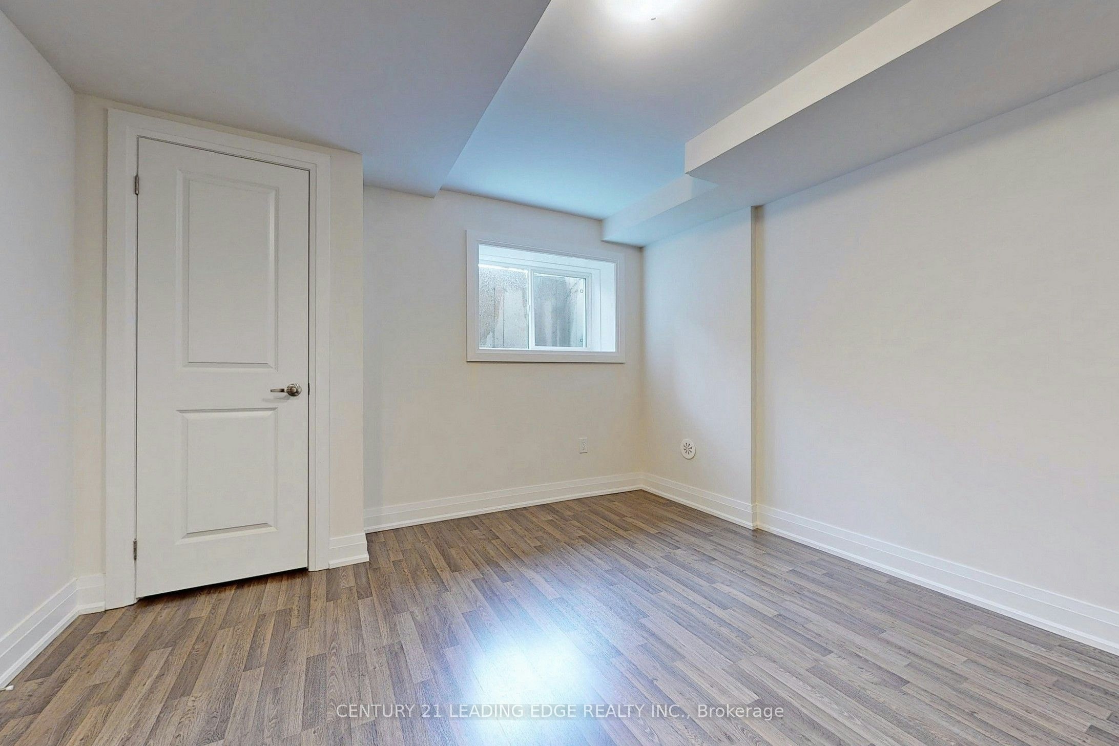 Ground-45 Creekbank Road, Toronto, ON, M6L 1C7 - 15
