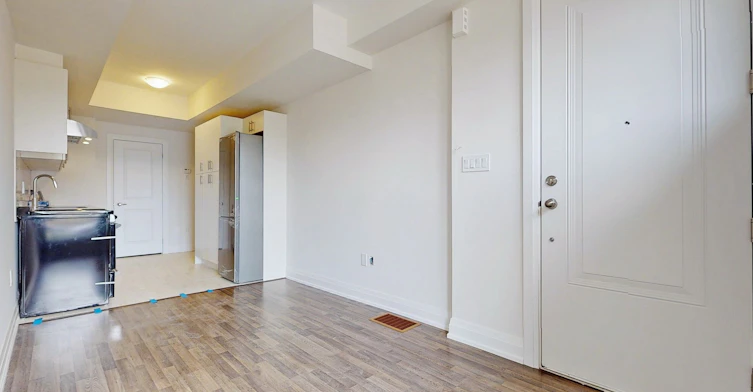 Ground-45 Creekbank Road, Toronto, ON, M6L 1C7 - 7