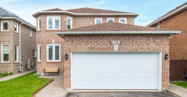 5583 Loonlake Bsmt Avenue, Mississauga, ON, L5V 2E4