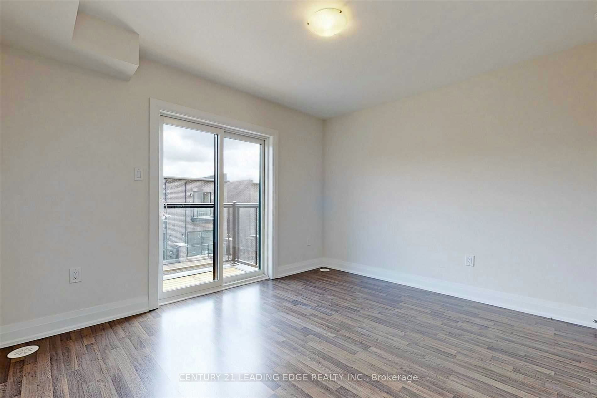 Upper-45 Creekbank Road, Toronto, ON, M6L 1C7 - 20