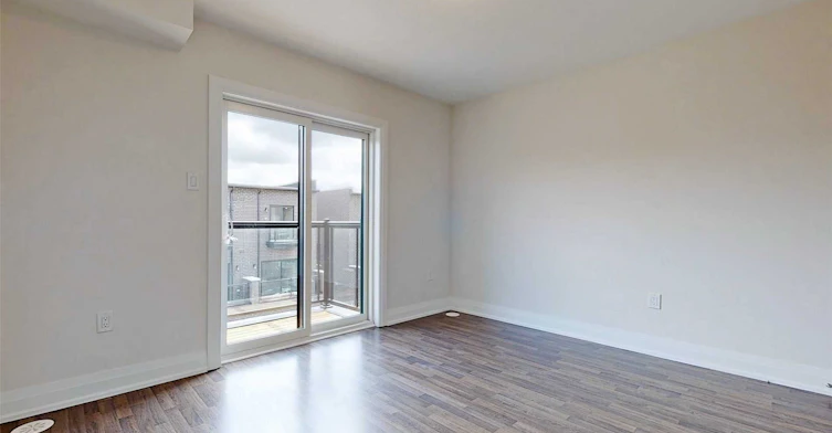 Upper-45 Creekbank Road, Toronto, ON, M6L 1C7 - 20