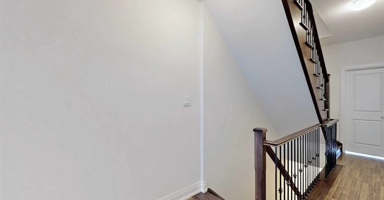 Upper-45 Creekbank Road, Toronto, ON, M6L 1C7 - 19
