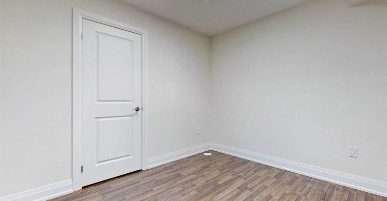 Upper-45 Creekbank Road, Toronto, ON, M6L 1C7 - 39