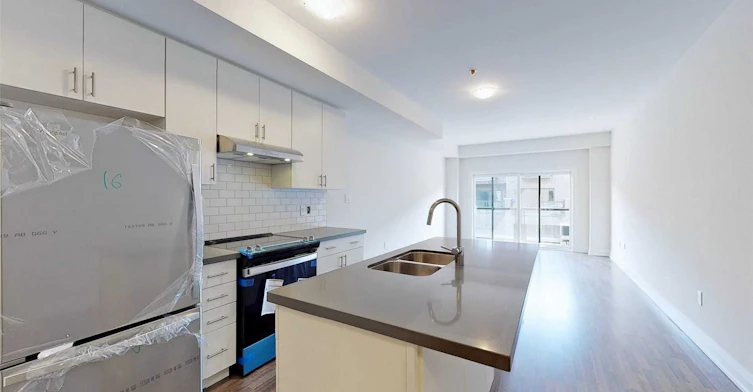 Upper-45 Creekbank Road, Toronto, ON, M6L 1C7 - 11