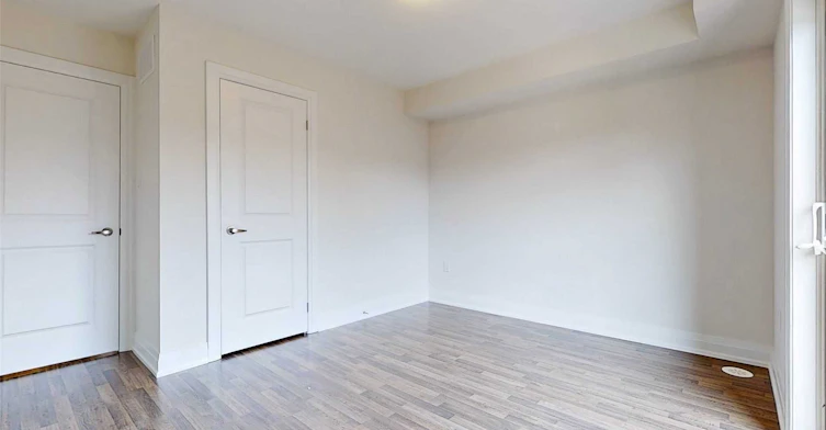 Upper-45 Creekbank Road, Toronto, ON, M6L 1C7 - 21