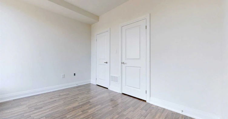 Upper-45 Creekbank Road, Toronto, ON, M6L 1C7 - 35