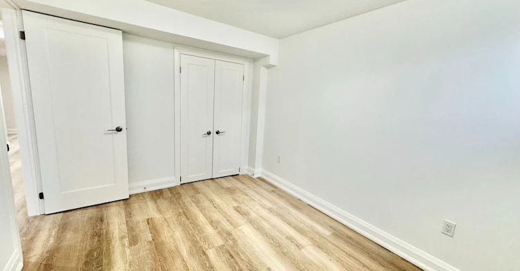 Basement-7099 Village Walk, Mississauga, ON, L5W 1X5 - 18