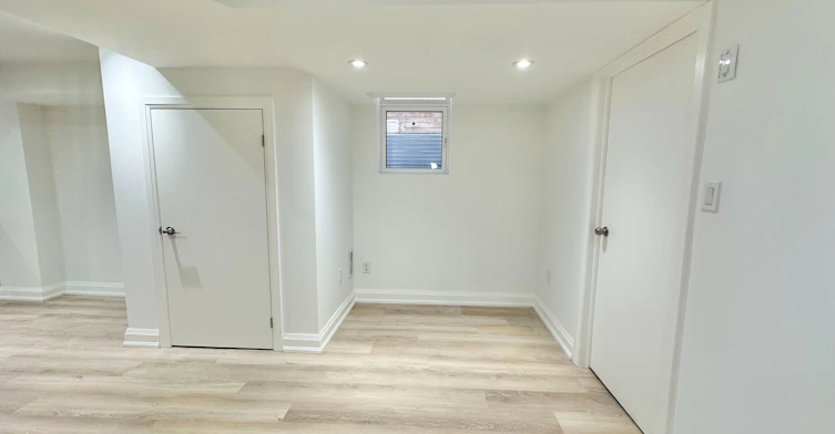 Basement-7099 Village Walk, Mississauga, ON, L5W 1X5 - 6