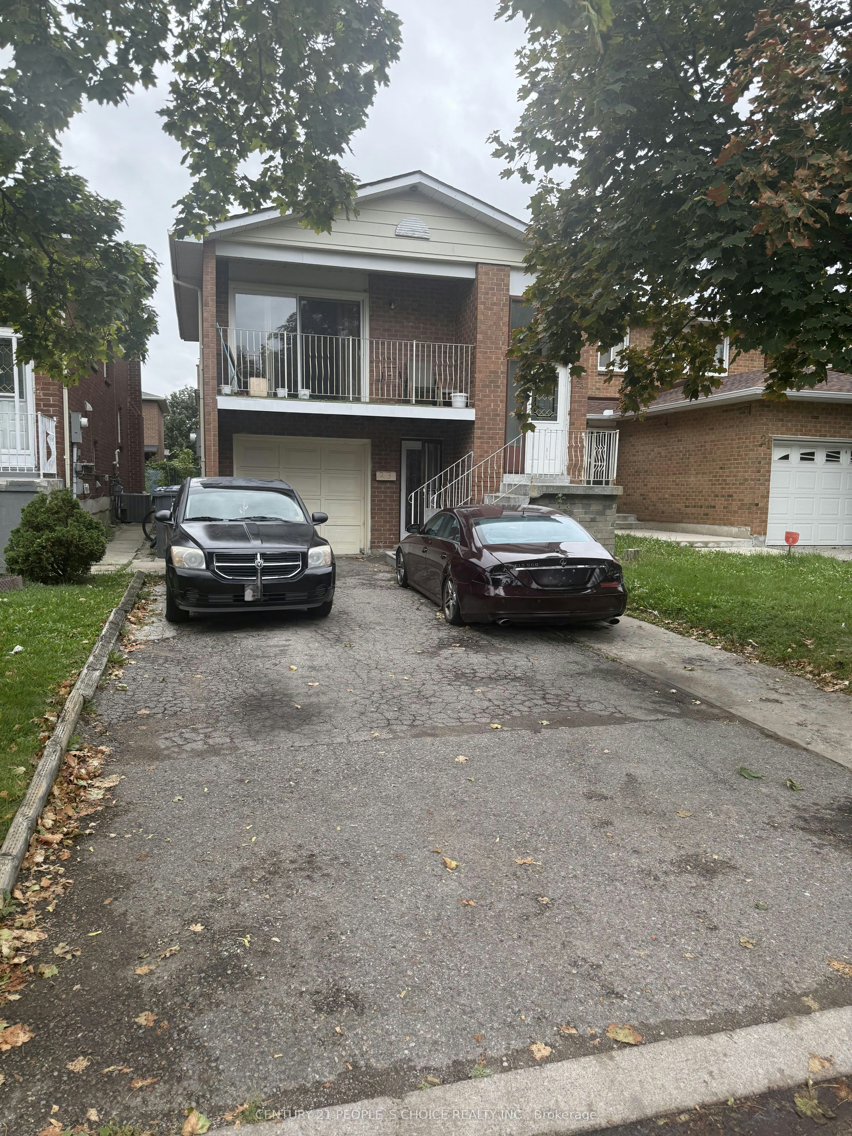 23 Deerpark Crescent, Brampton, ON, L6X 2T6