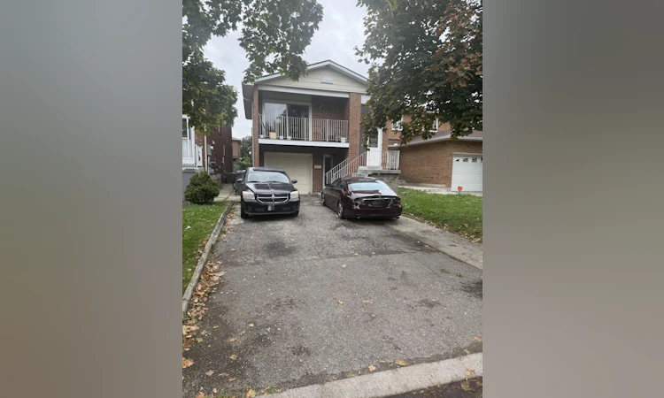 23 Deerpark Crescent