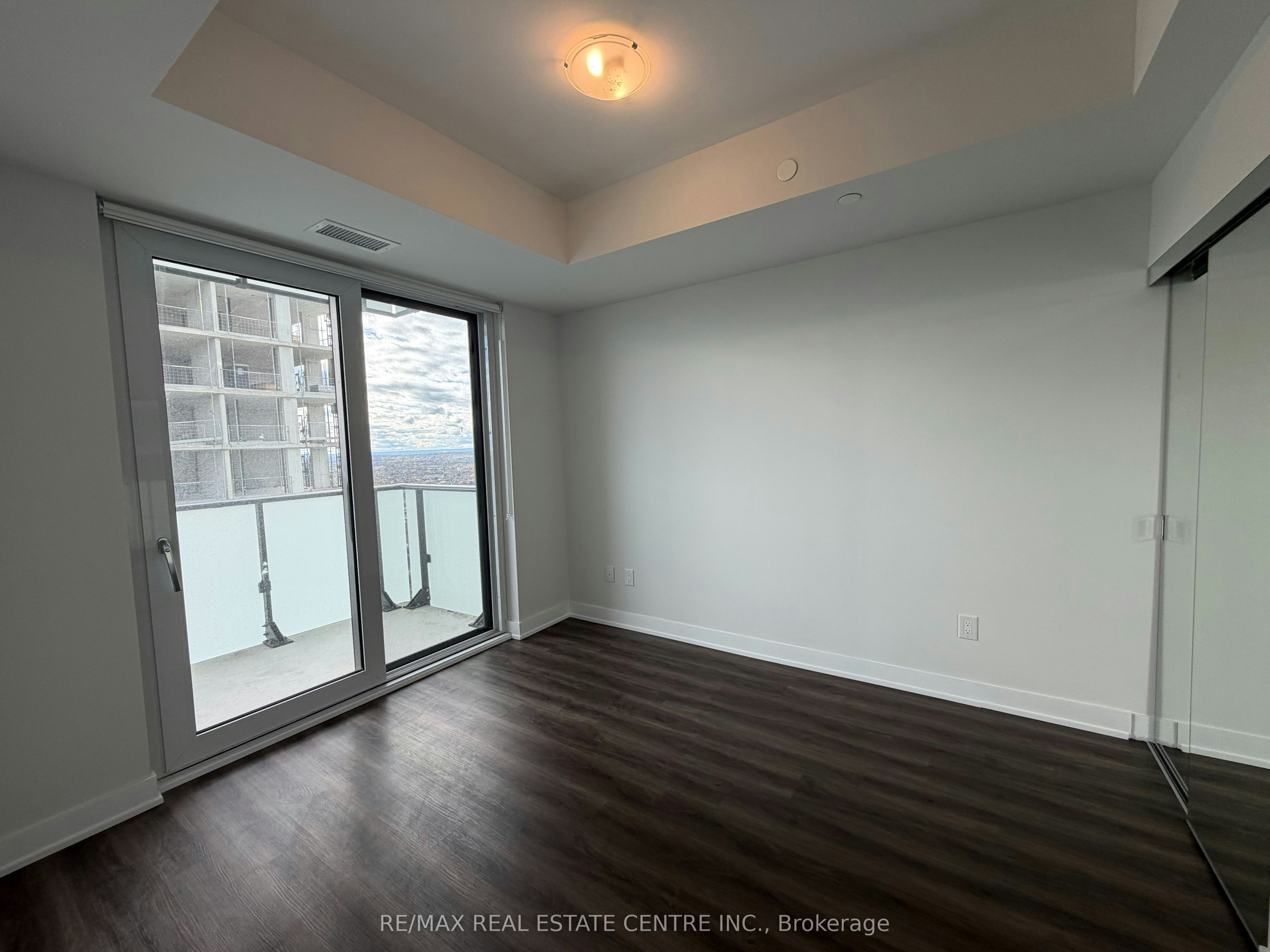 3111-4130 Parkside Village Drive W, Mississauga, ON, L5B 0L7 - 6