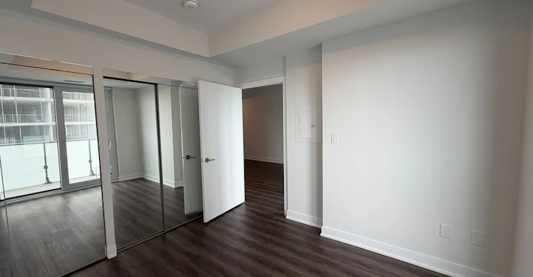 3111-4130 Parkside Village Drive W, Mississauga, ON, L5B 0L7 - 7