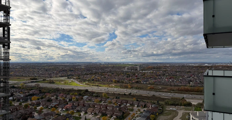 3111-4130 Parkside Village Drive W, Mississauga, ON, L5B 0L7 - 9