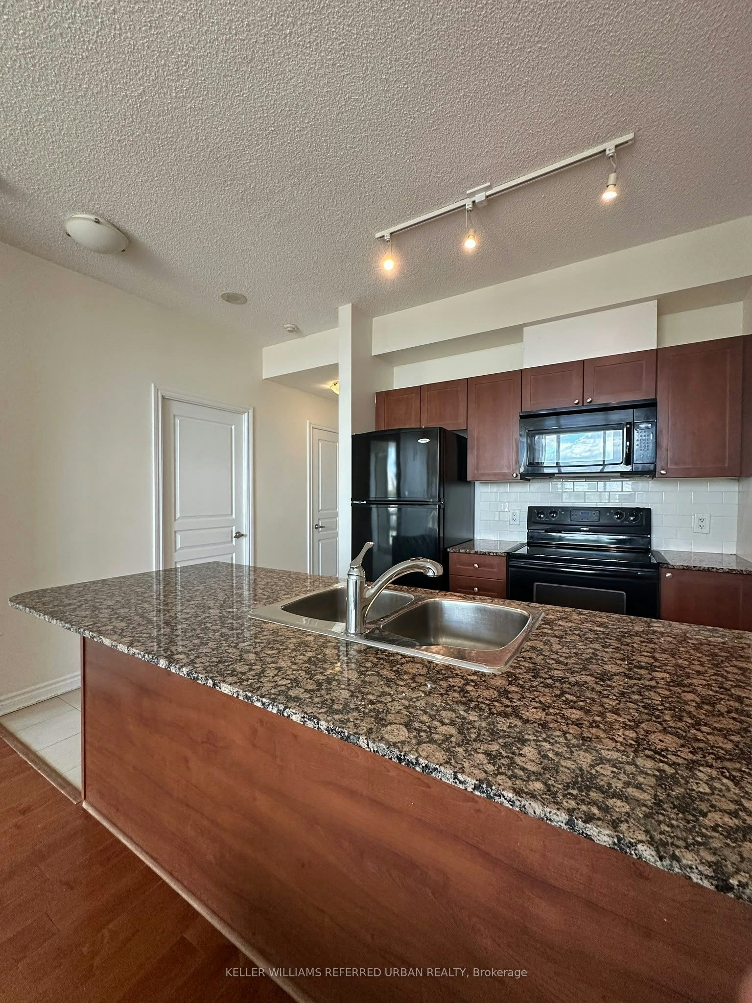 705-3525 Kariya Drive, Mississauga, ON, L5B 0C2 - 7