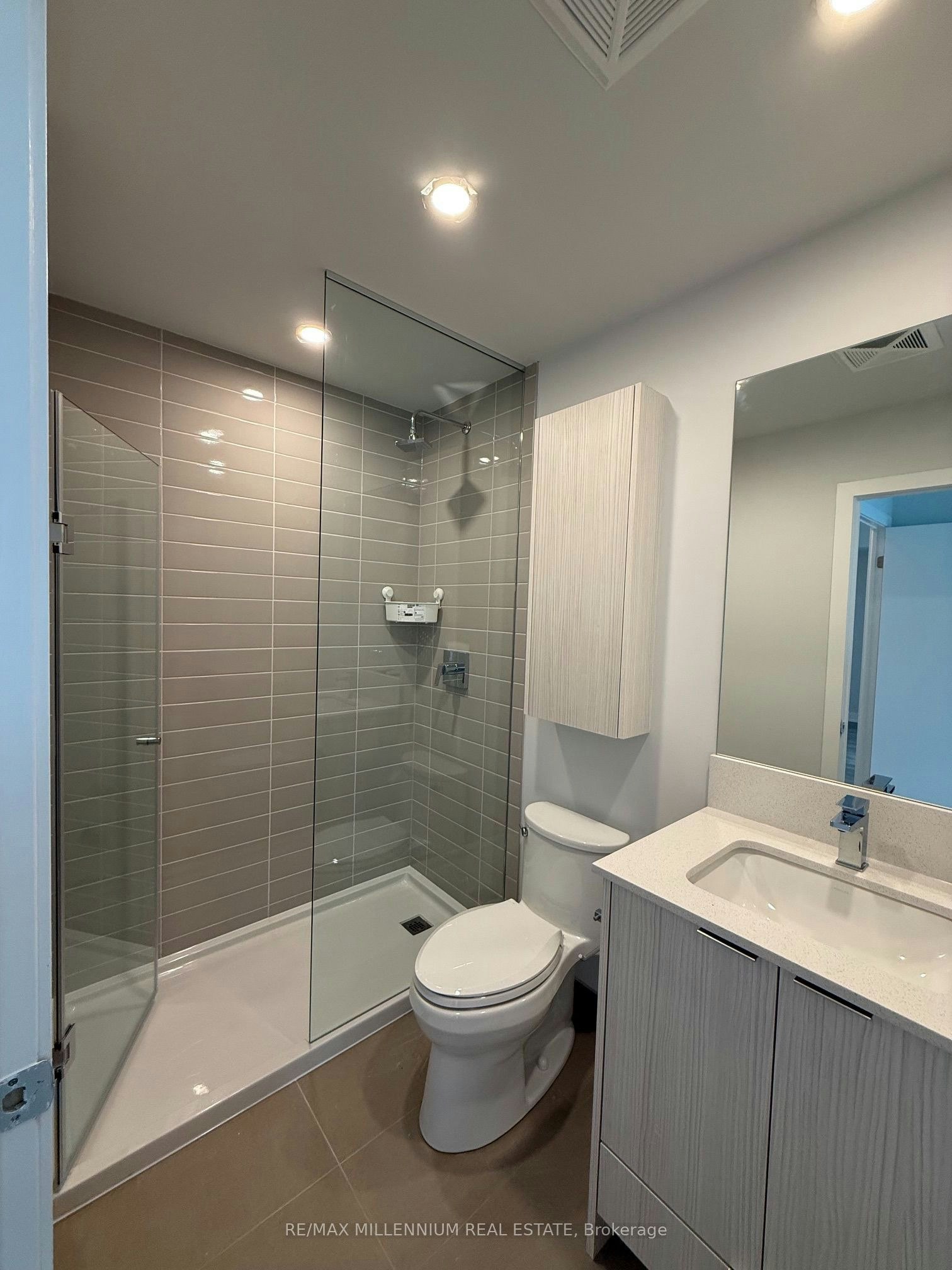 1607-430 Square One Drive, Mississauga, ON, L5B 0L6 - 11
