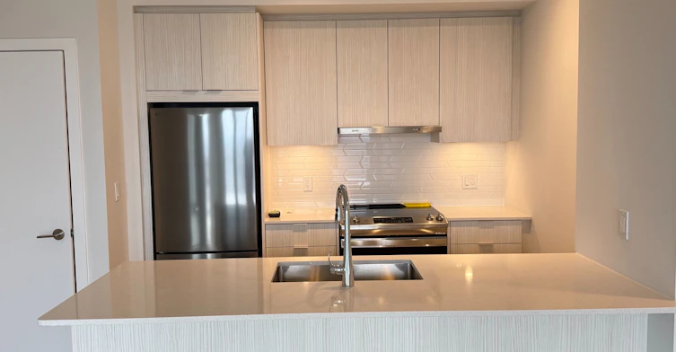 1607-430 Square One Drive, Mississauga, ON, L5B 0L6 - 3