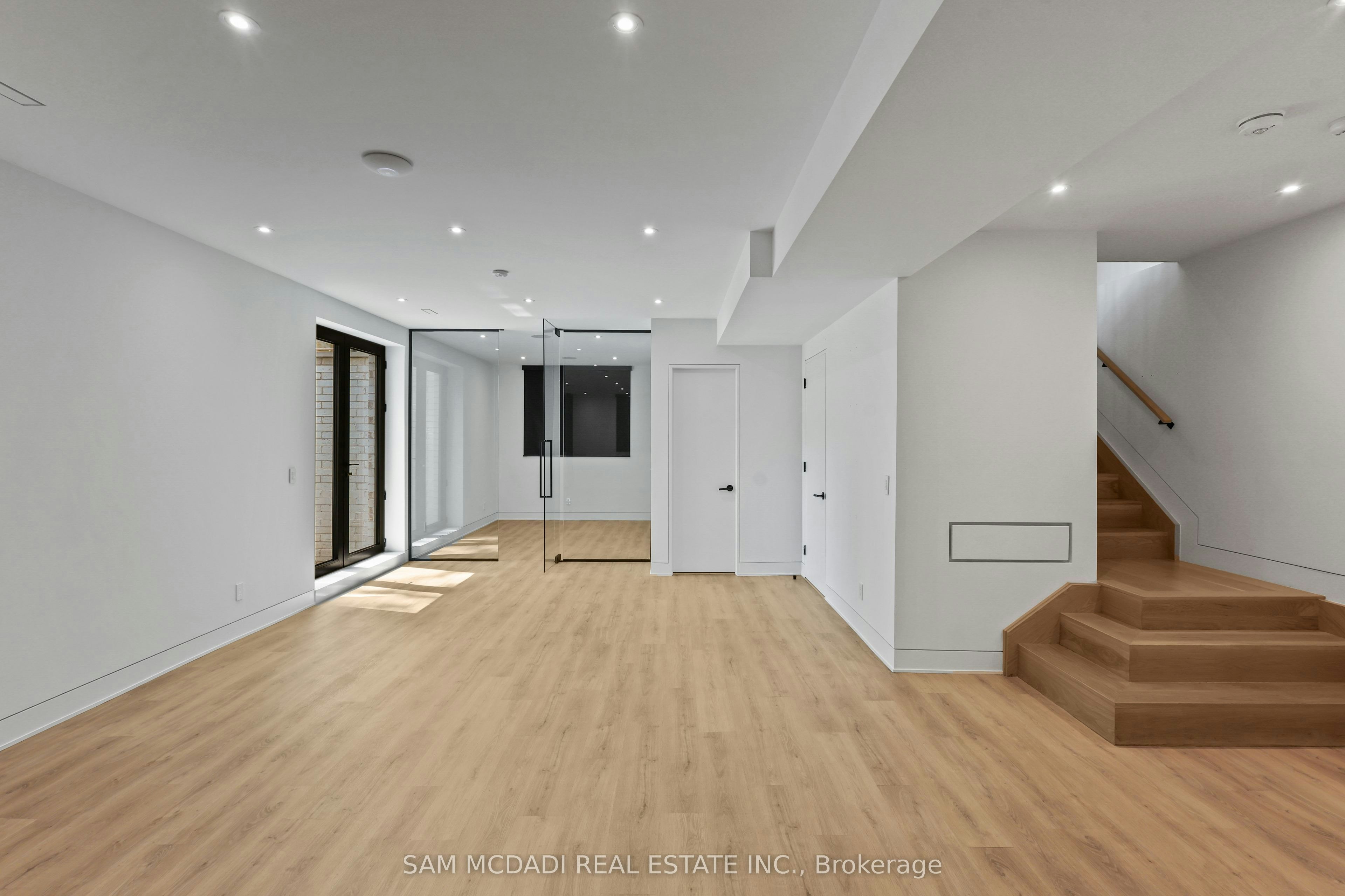 2186 Harcourt Crescent, Mississauga, ON, L4Y 1W1 - 35