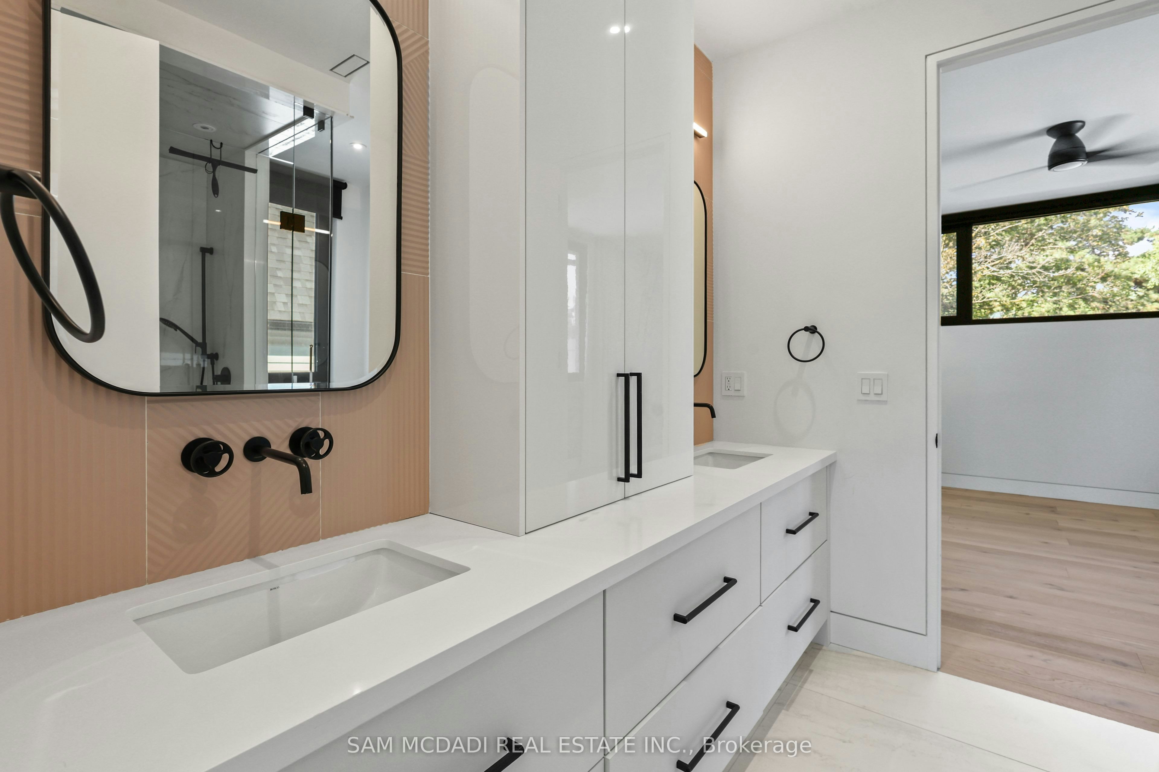 2186 Harcourt Crescent, Mississauga, ON, L4Y 1W1 - 31
