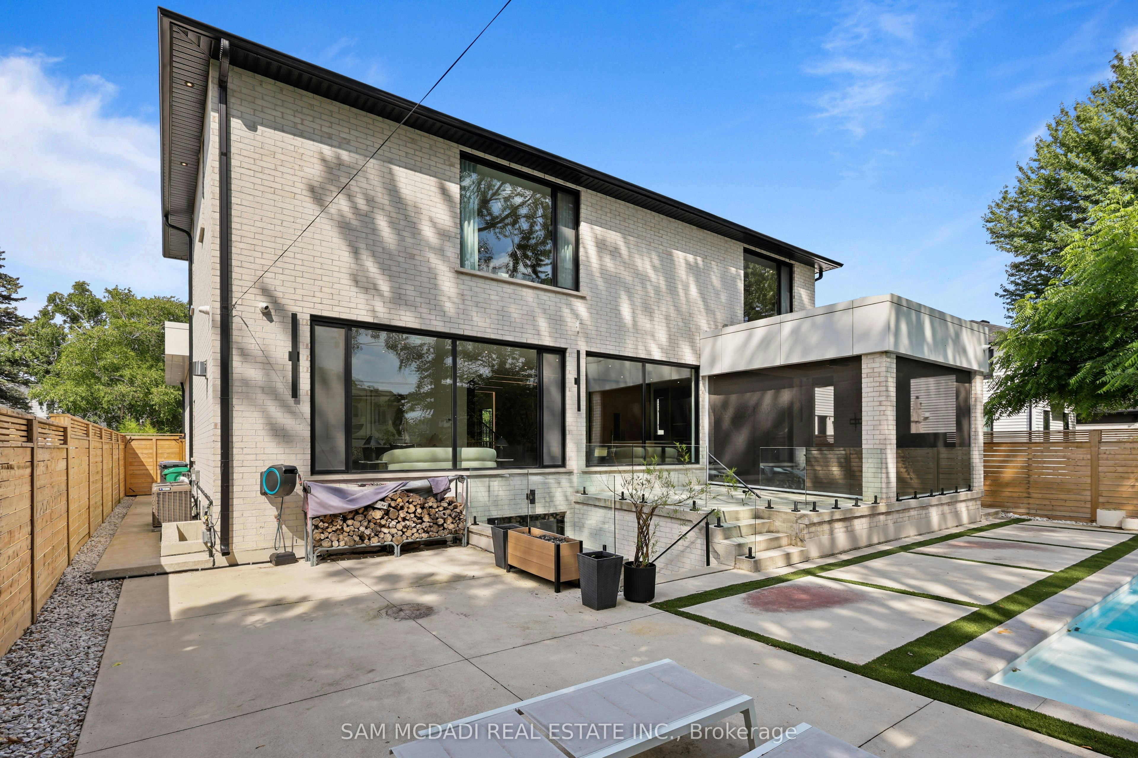 2186 Harcourt Crescent, Mississauga, ON, L4Y 1W1 - 47