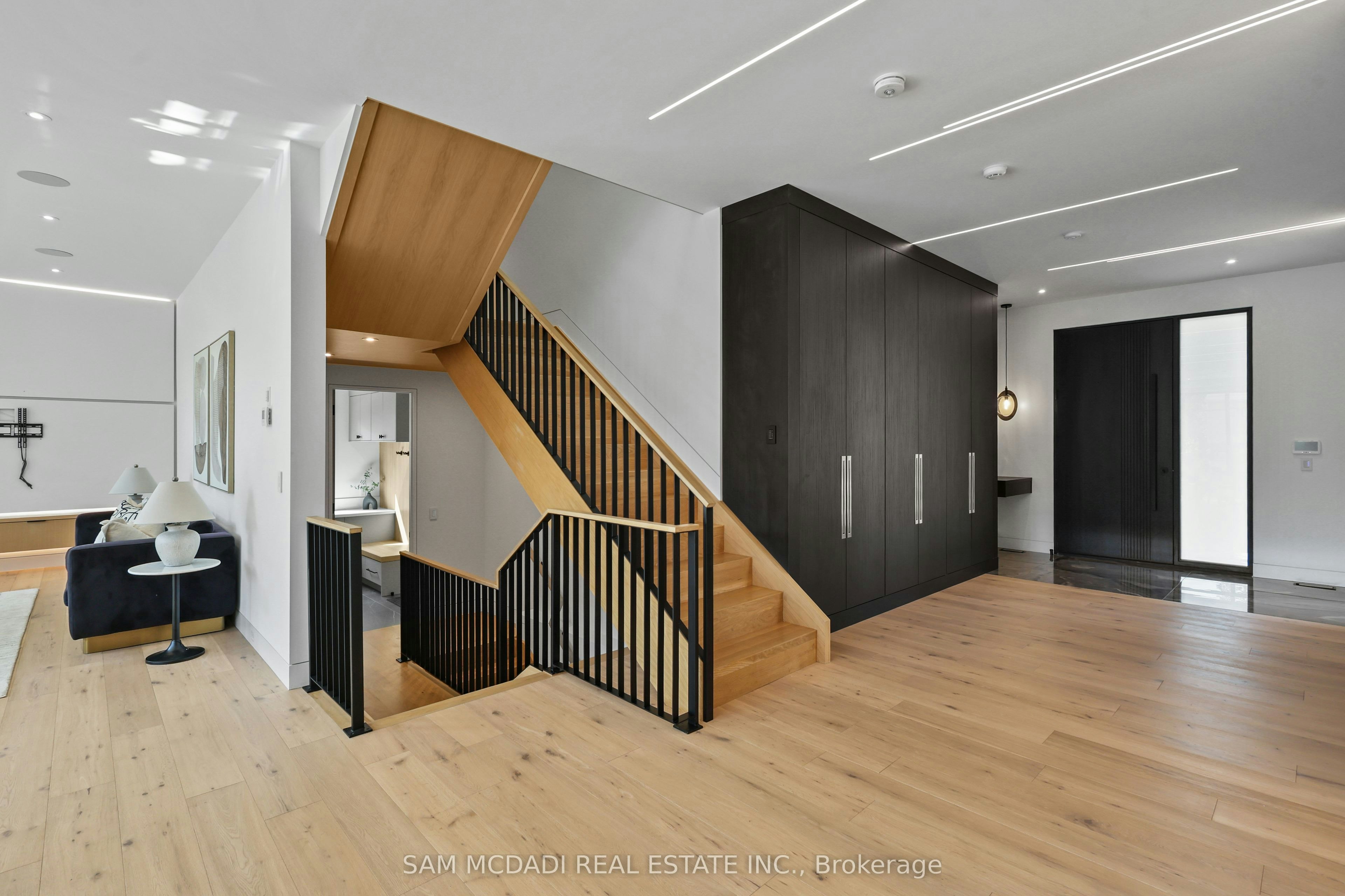 2186 Harcourt Crescent, Mississauga, ON, L4Y 1W1 - 17