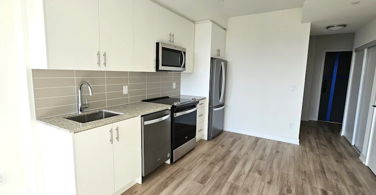 511-335 Wheat Boom Drive, Oakville, ON, L6H 7Y1 - 4