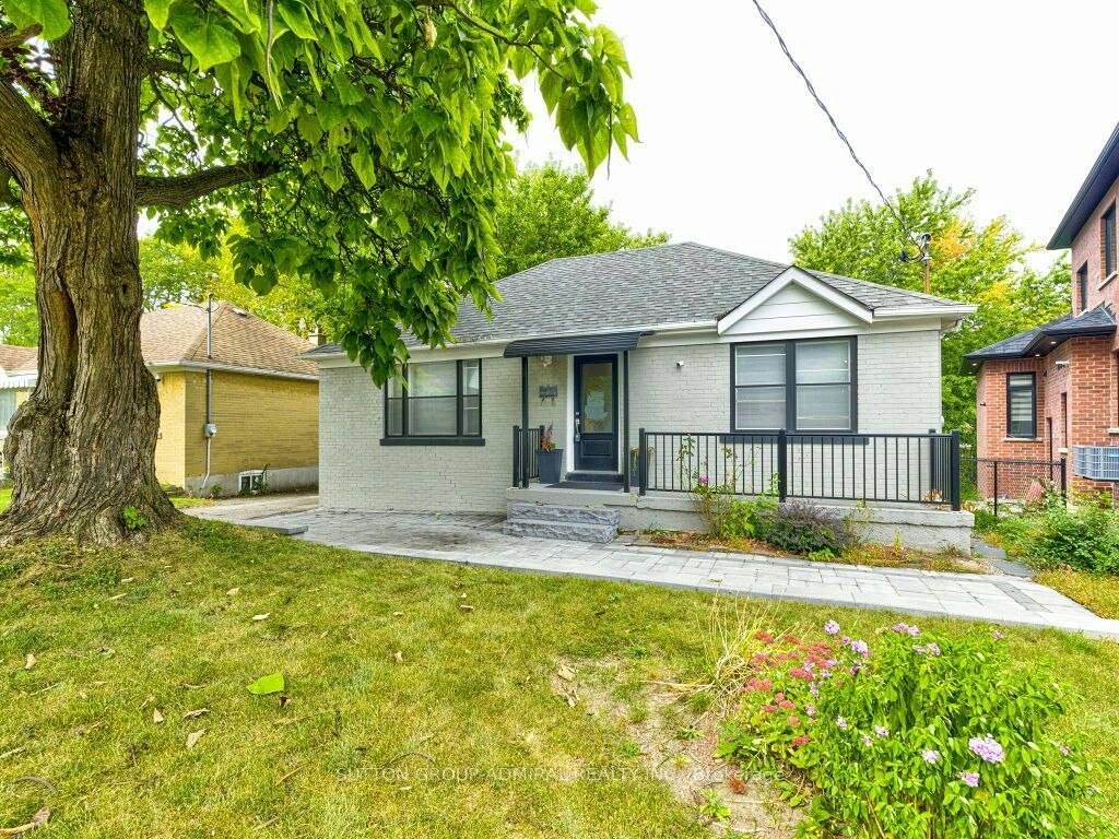 56 Lovilla Boulevard, Toronto, ON, M9M 1C5