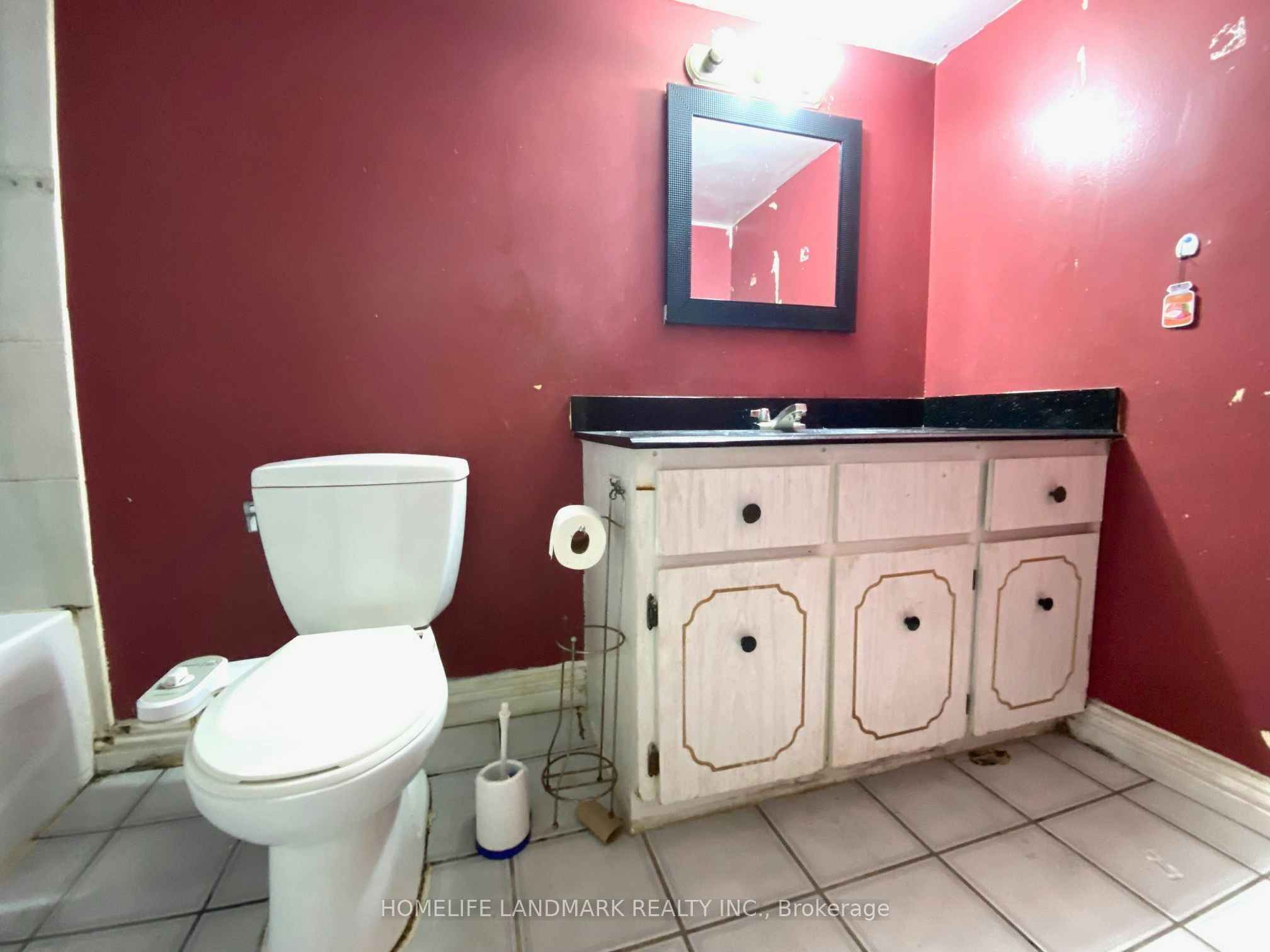 Lower-3320 Grechen Road, Mississauga, ON, L5C 1X9 - 10