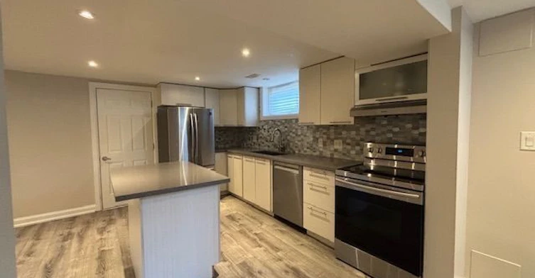 Lower-40 Summerfield Crescent, Toronto, ON, M9C 3X3 - 9