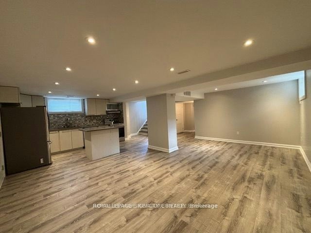 Lower-40 Summerfield Crescent, Toronto, ON, M9C 3X3 - 8
