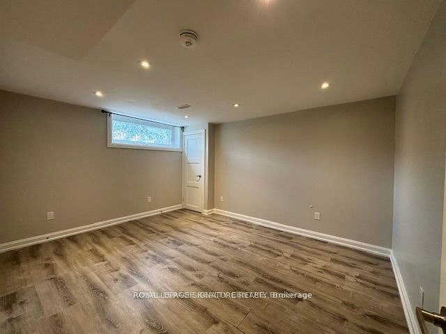 Lower-40 Summerfield Crescent, Toronto, ON, M9C 3X3 - 6