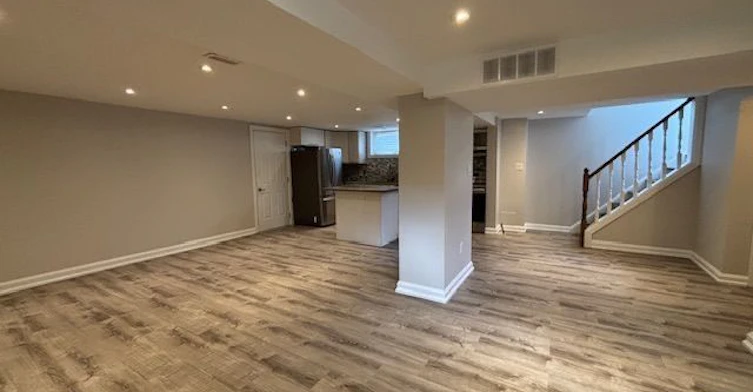Lower-40 Summerfield Crescent, Toronto, ON, M9C 3X3 - 7