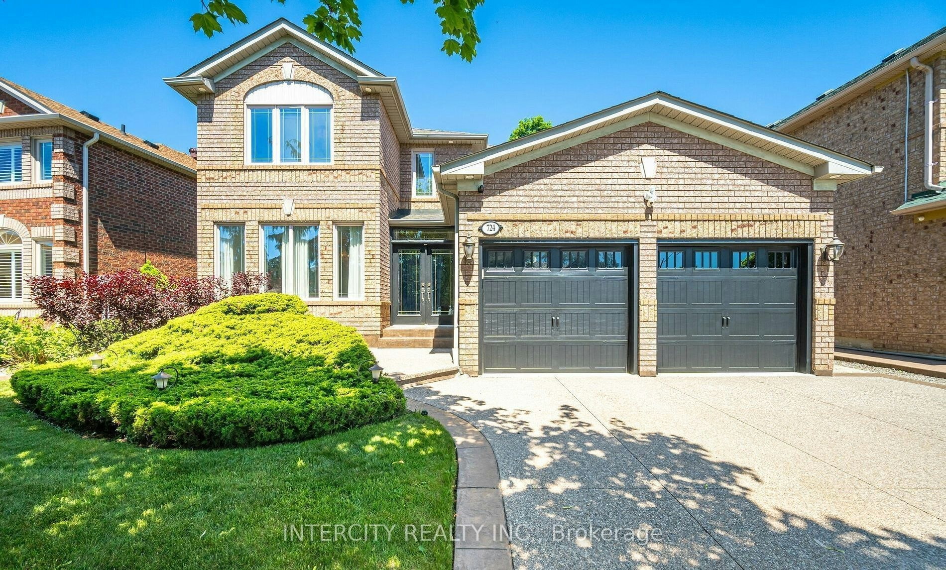 724 Peter Robertson Boulevard, Brampton, ON, L6R 1S9