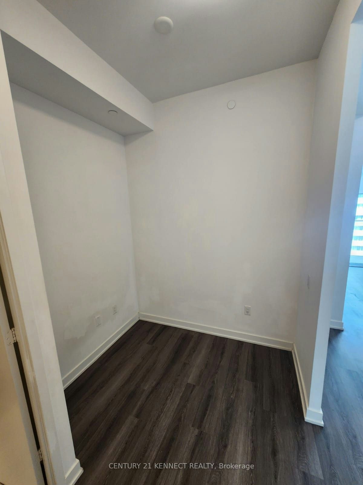 3713-3883 Quartz Road, Mississauga, ON, L5B 0M4 - 3
