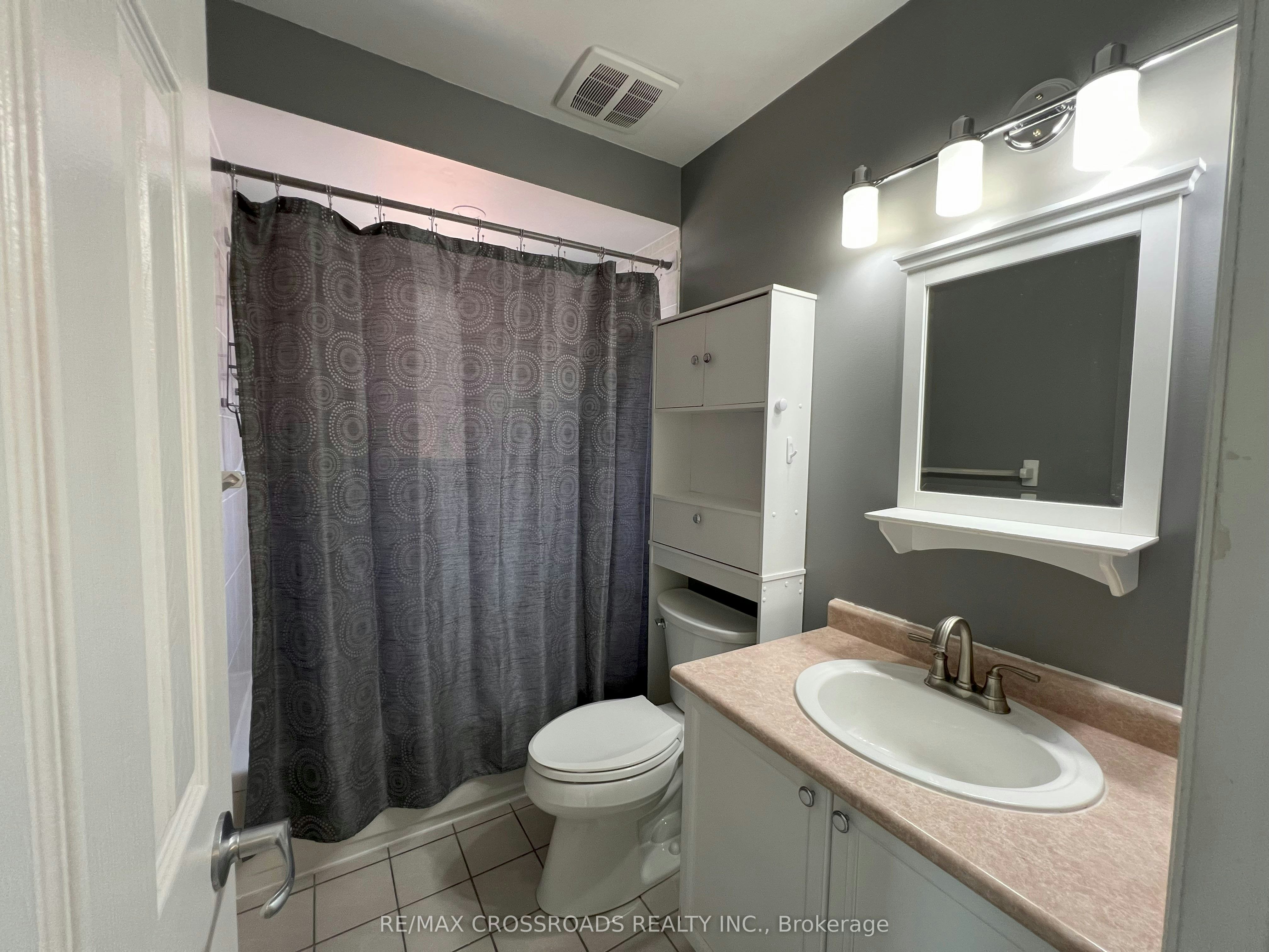 51 Hood Crescent, Brampton, ON, L6Y 4S7 - 16