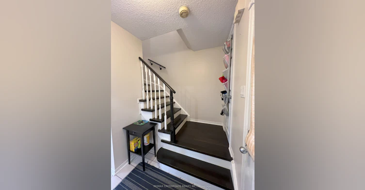 51 Hood Crescent, Brampton, ON, L6Y 4S7 - 4
