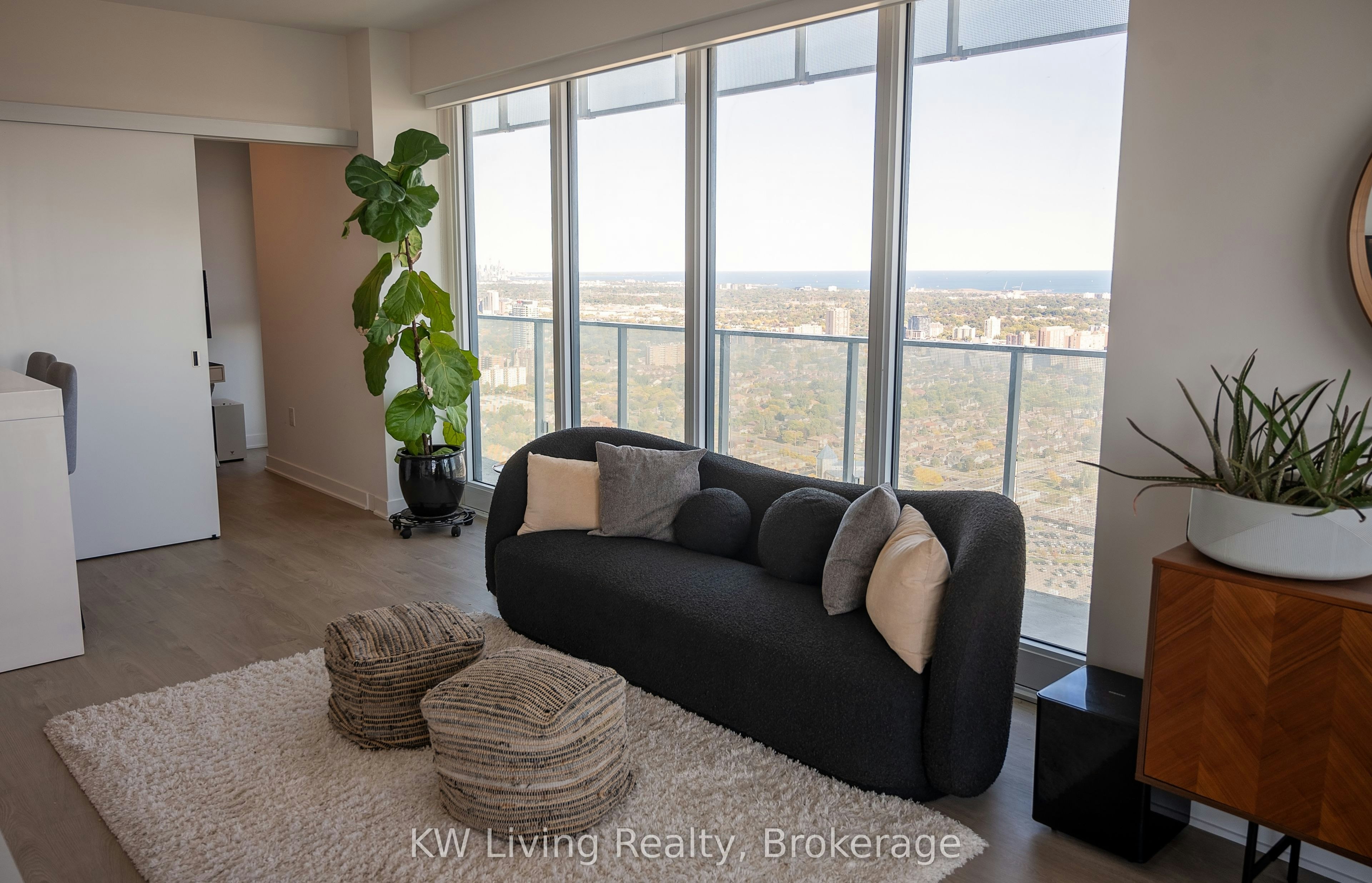 4404-3900 Confederation Parkway SW, Mississauga, ON, L5B 0M3 - 5