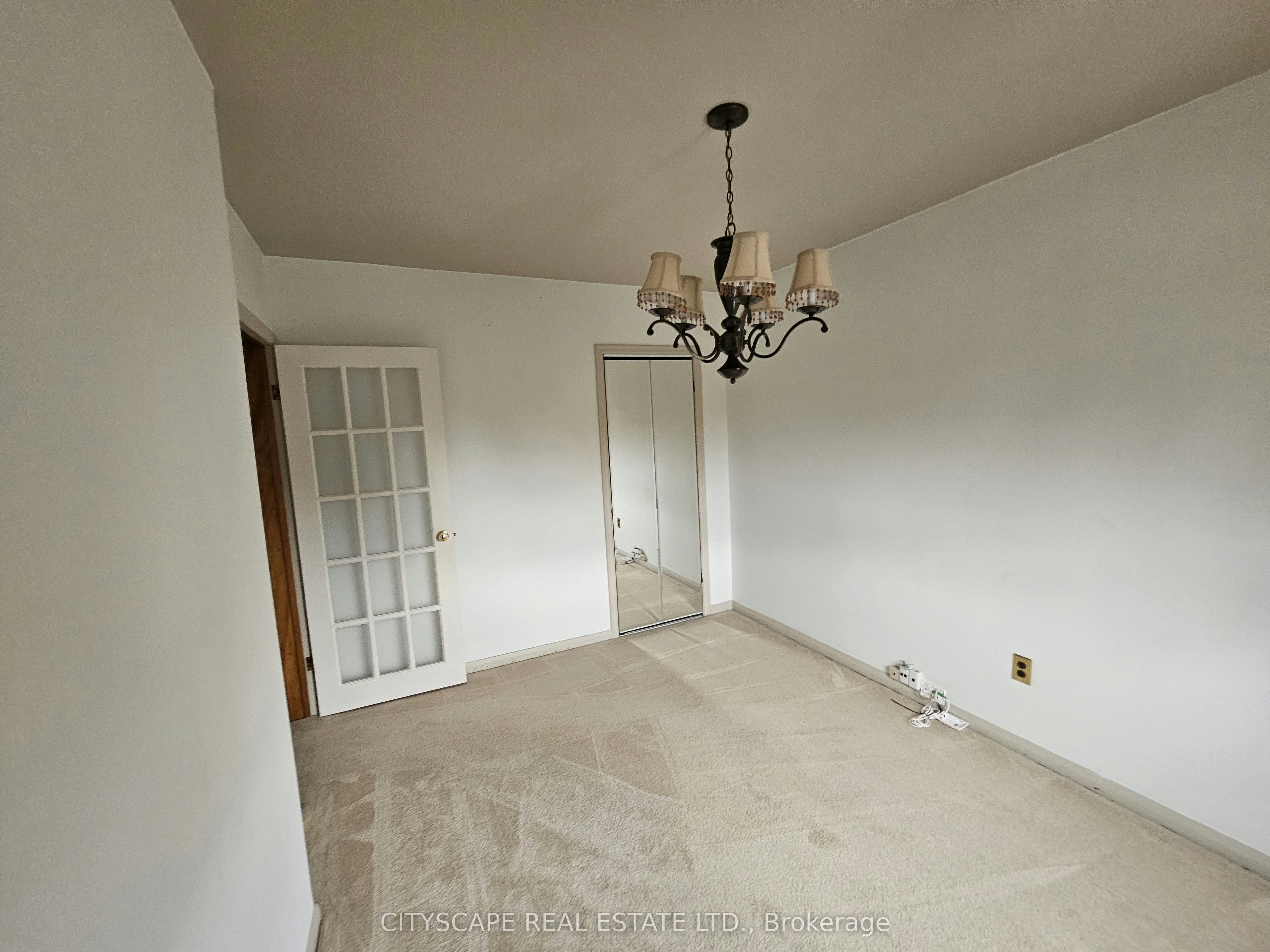 Upper floor-49 Algoma Street, Toronto, ON, M8Y 1C4 - 20