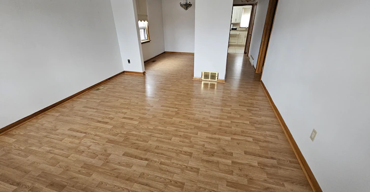 Upper floor-49 Algoma Street, Toronto, ON, M8Y 1C4 - 7