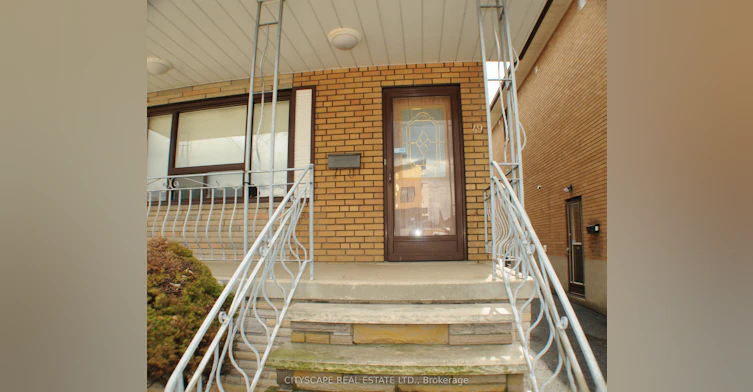 Upper floor-49 Algoma Street, Toronto, ON, M8Y 1C4 - 4