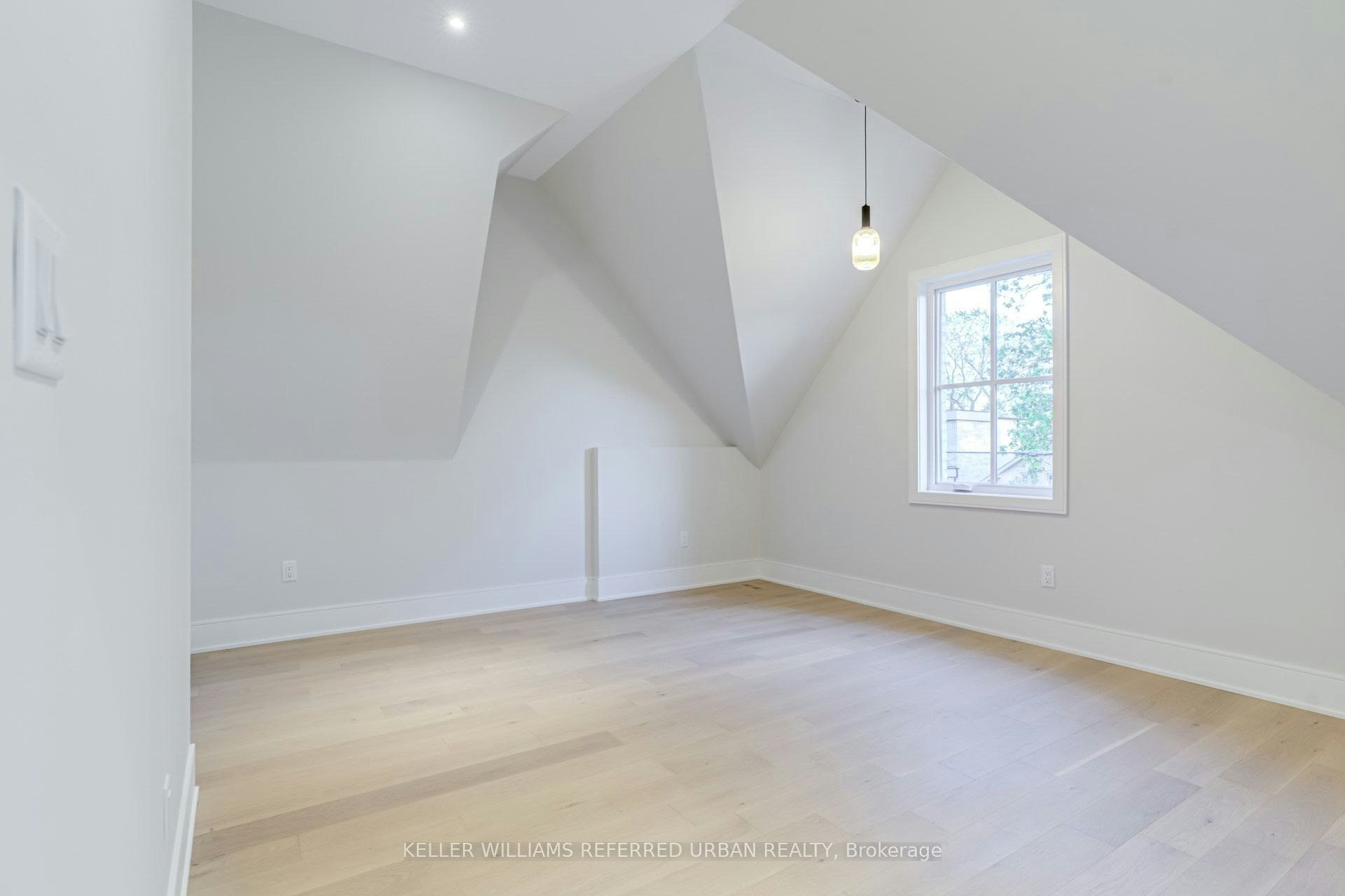 45 Benson Avenue, Mississauga, ON, L5H 2P3 - 35