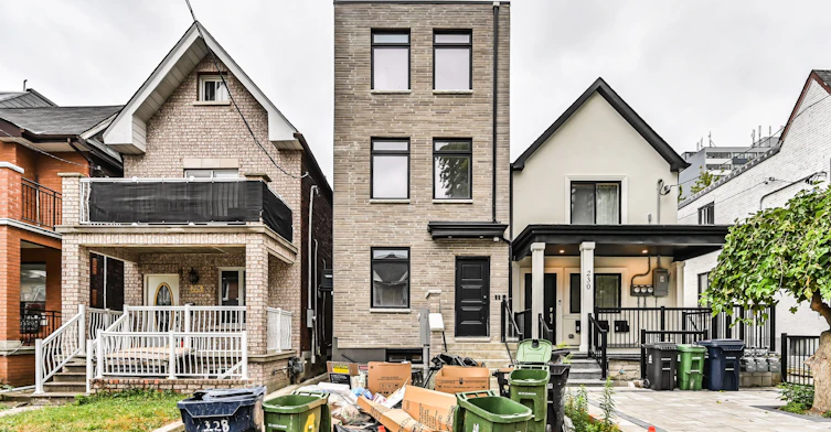 228 Emerson Ave Avenue, Toronto, ON, M6H 3T6